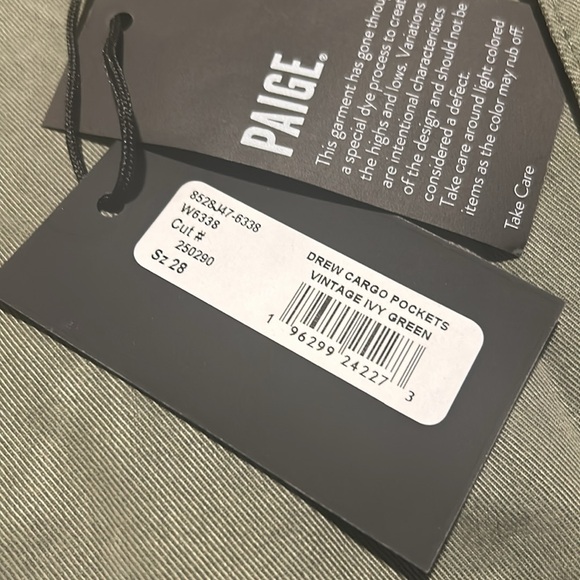 PAIGE Drew Vintage Ivy Green Cargo Pockets Pants, Cuffed NWT Relaxed Straight - Picture 6 of 11